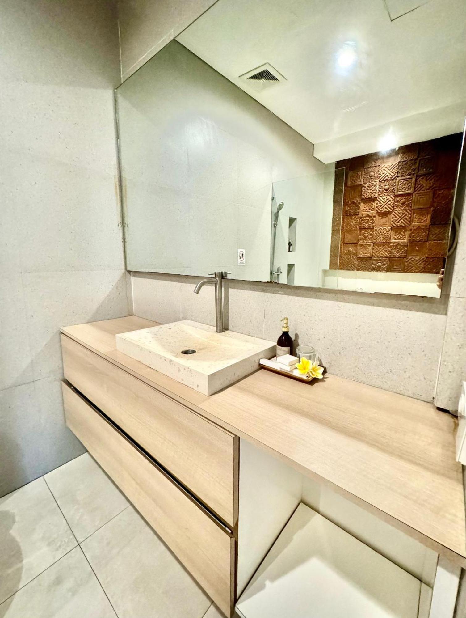The Hita Apartement 塞米亚克 外观 照片